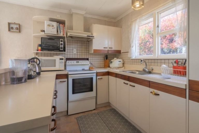 Photo of property in 26 Glenora Place, Hornby, Christchurch, 8042