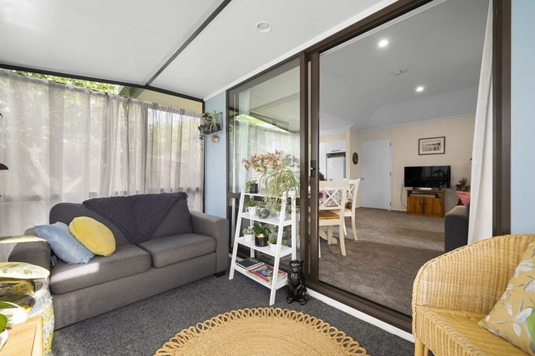 Photo of property in 5 Villa Grove, Ilam, Christchurch, 8041