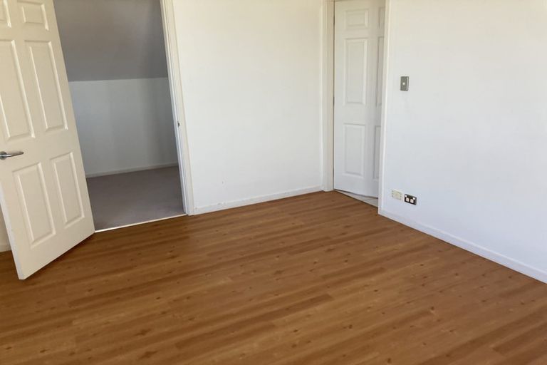 Photo of property in 12a Imran Terrace, Khandallah, Wellington, 6035