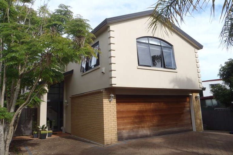 Photo of property in 151b Bucklands Beach Road, Bucklands Beach, Auckland, 2012