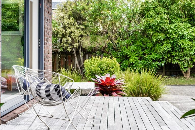 Photo of property in 1/4a Harley Road, Hauraki, Auckland, 0622