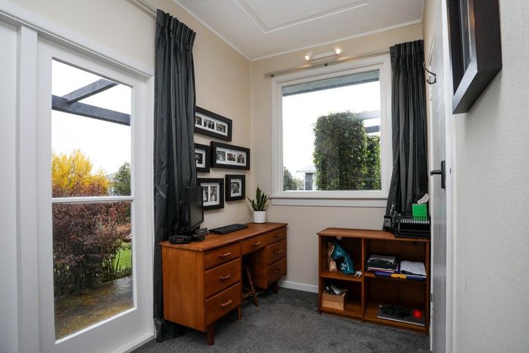 Photo of property in 31 Highfield Terrace, Newfield, Invercargill, 9812