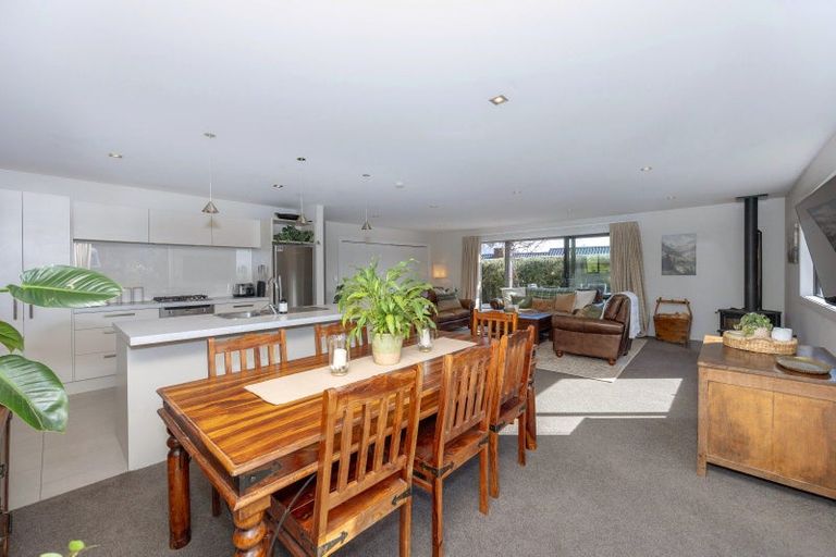 Photo of property in 16 Islington Place, Wanaka, 9305
