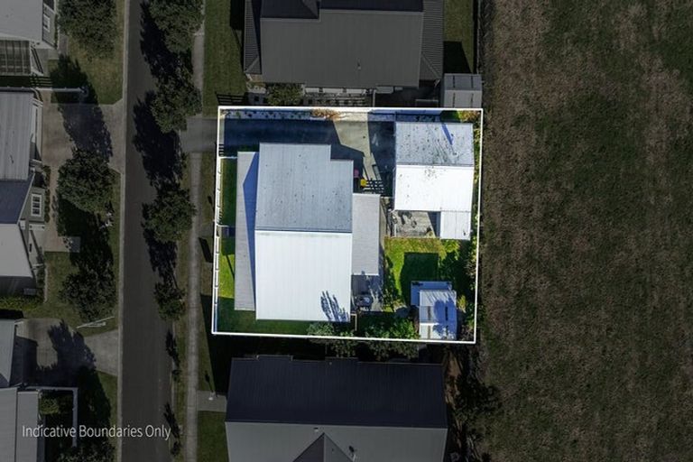 Photo of property in 44 Ocean Breeze Drive, Waihi Beach, 3611