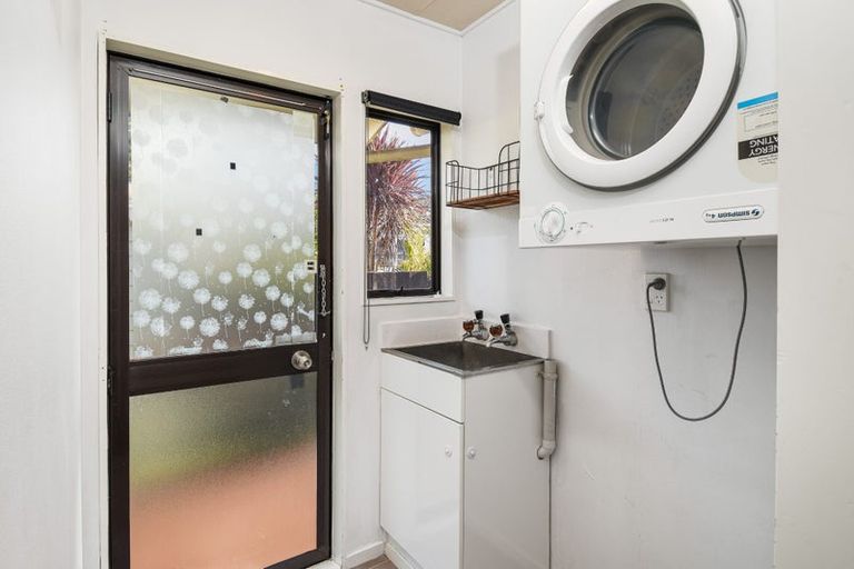 Photo of property in 2 Corinth Place, Sunnybrook, Rotorua, 3015