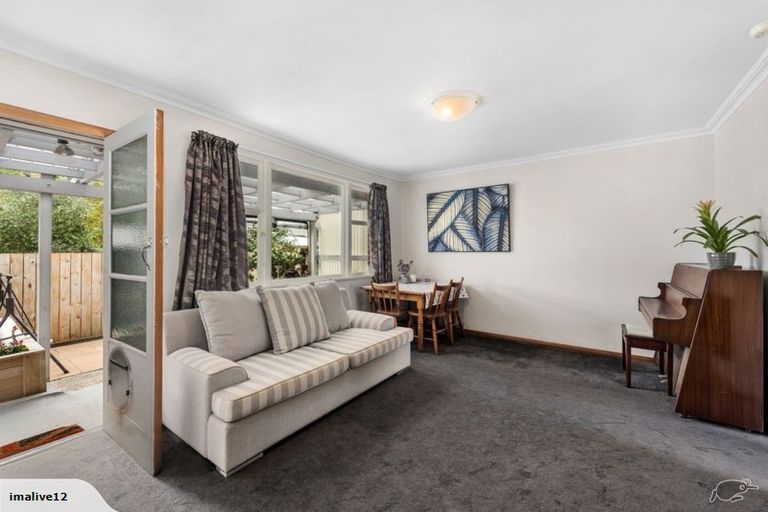 Photo of property in 2/2 Ararino Street, Trentham, Upper Hutt, 5018