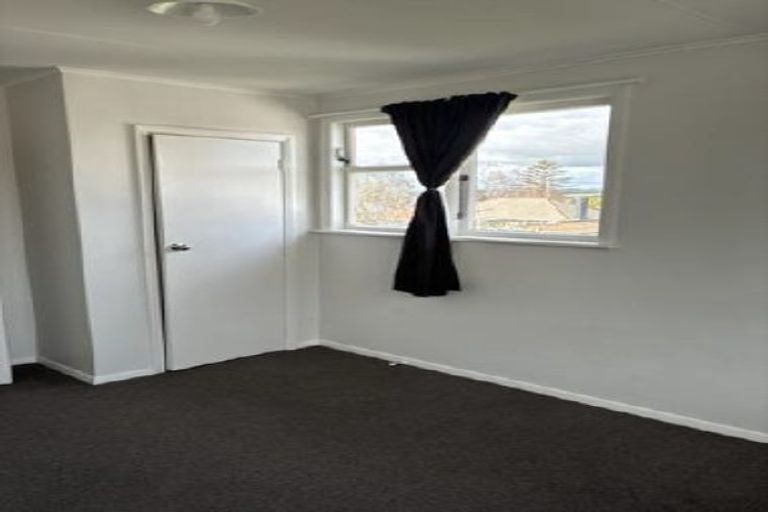Photo of property in 15 Rangiora Crescent, Wairakei, Taupo, 3332