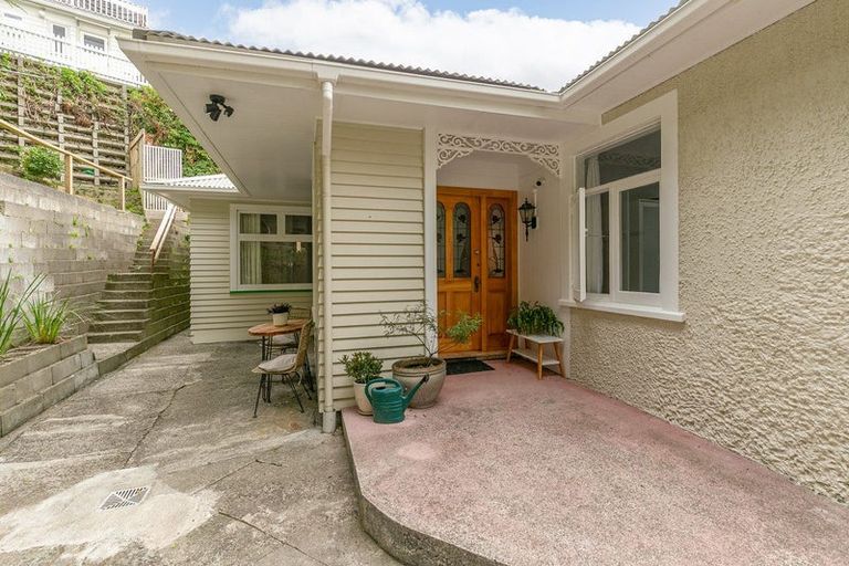 Photo of property in 68 Totara Road, Miramar, Wellington, 6022