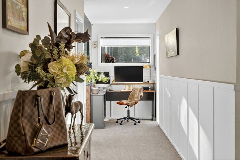 Photo of property in 47 Minaret Ridge, Wanaka, 9305