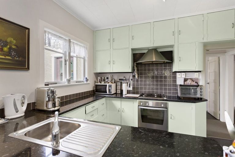 Photo of property in 51 Anzac Road, Morningside, Whangarei, 0110