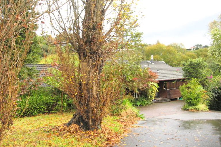 Photo of property in 18 Montressor Place, Howick, Auckland, 2014