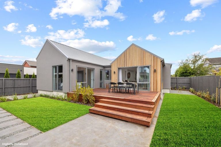 Photo of property in 17 Bradshaw Terrace, Riccarton, Christchurch, 8011