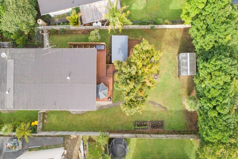 Photo of property in 1/7 Neptune Avenue, Beach Haven, Auckland, 0626
