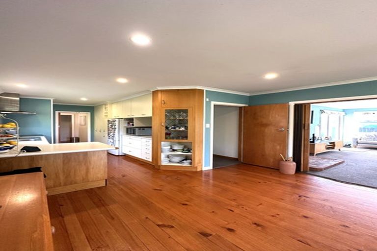 Photo of property in 18 Whitby Road, Britannia Heights, Nelson, 7010