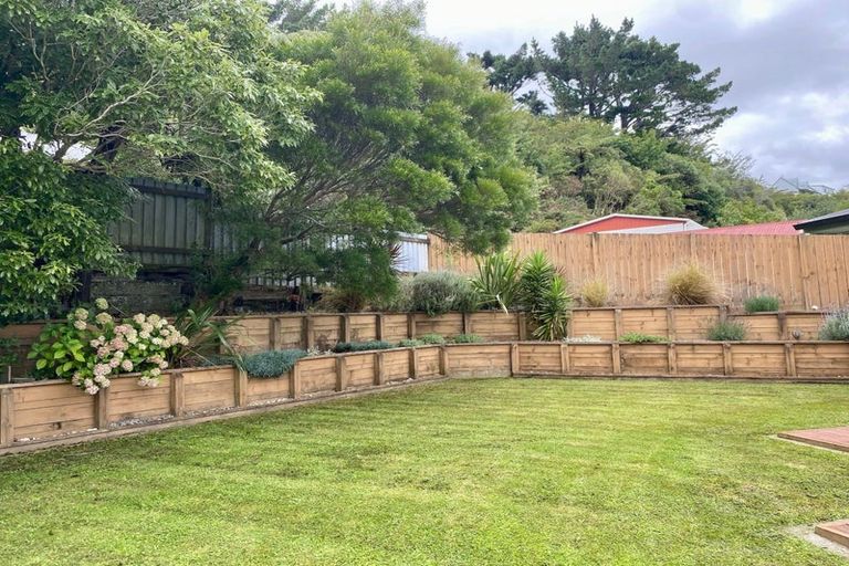 Photo of property in 9 Invercargill Drive, Kelson, Lower Hutt, 5010