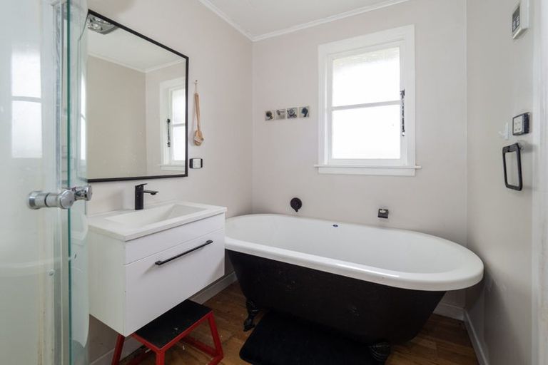 Photo of property in 1 Bullock Street, Allenton, Ashburton, 7700