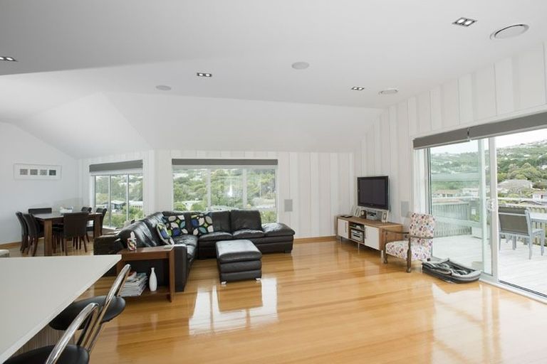 Photo of property in 38 Hawtrey Terrace, Churton Park, Wellington, 6037