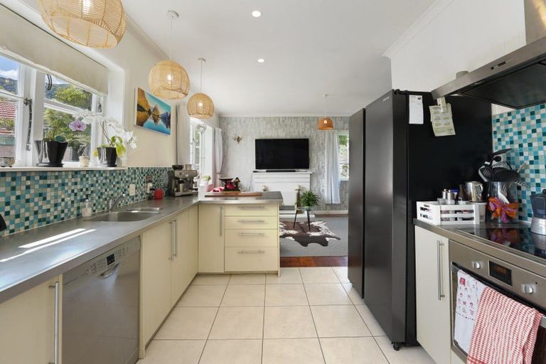 Photo of property in 1 Tyndall Street, Waiwhetu, Lower Hutt, 5010