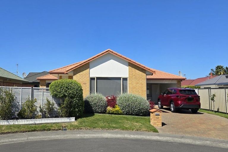 Photo of property in 12 Caulfield Place, Taradale, Napier, 4112