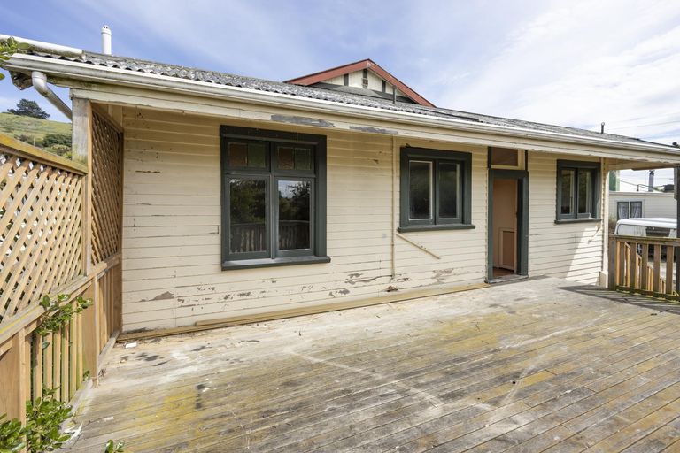 Photo of property in 17 Clyde Street, Oamaru North, Oamaru, 9400