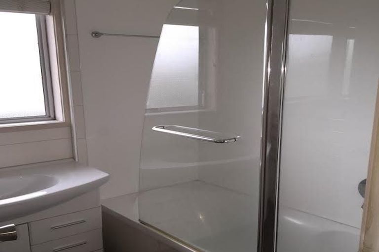 Photo of property in 34 Chesley Place, Half Moon Bay, Auckland, 2012