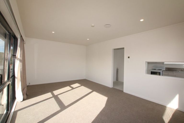 Photo of property in 1/74 Portage Road, New Lynn, Auckland, 0600
