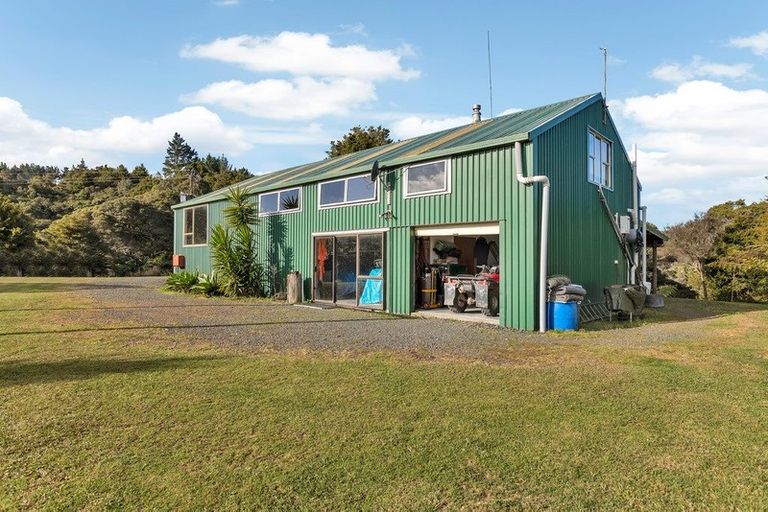 Photo of property in 1106 Russell Road, Whakapara, Hikurangi, 0184