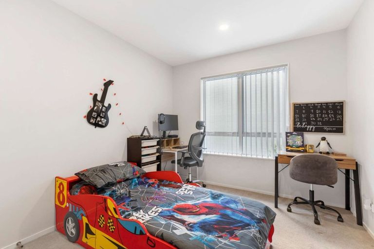 Photo of property in 14 Gum Spear Road, Takanini, 2112