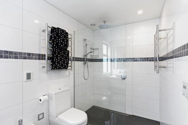 Photo of property in 10 Onslow Street, St Albans, Christchurch, 8014