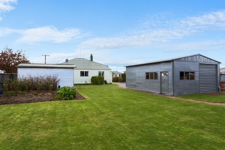 Photo of property in 22 High Street, Hawarden, 7385