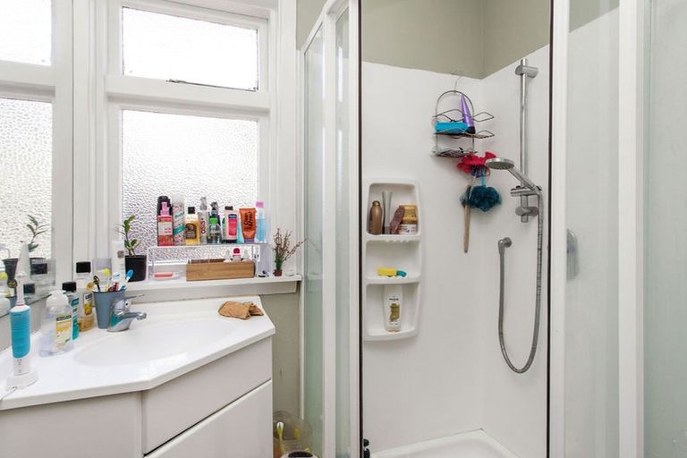 Photo of property in 44 Windermere Road, Papanui, Christchurch, 8053