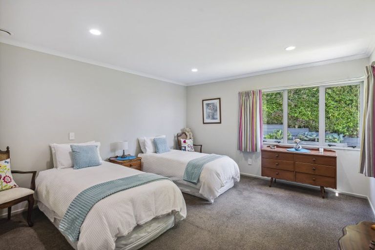 Photo of property in 27a Kotare Street, Waikanae, 5036