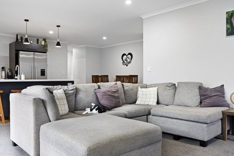 Photo of property in 32 Peacock Place, Pokeno, 2402