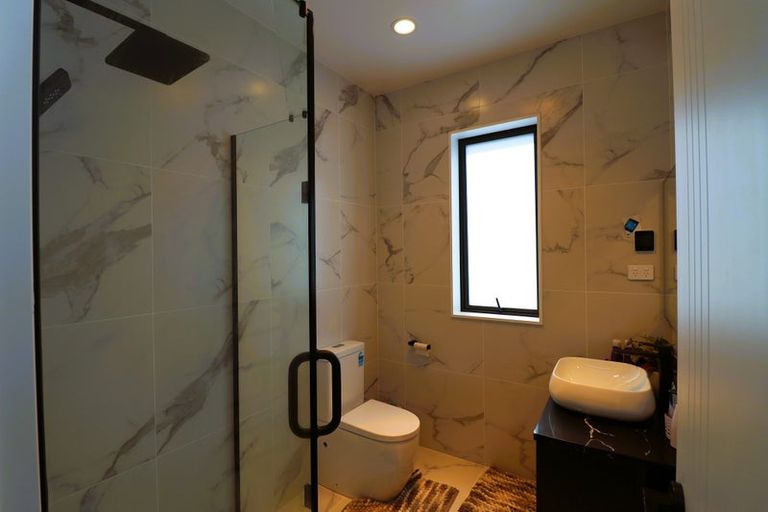 Photo of property in 13 Port Way, Rosehill, Papakura, 2113