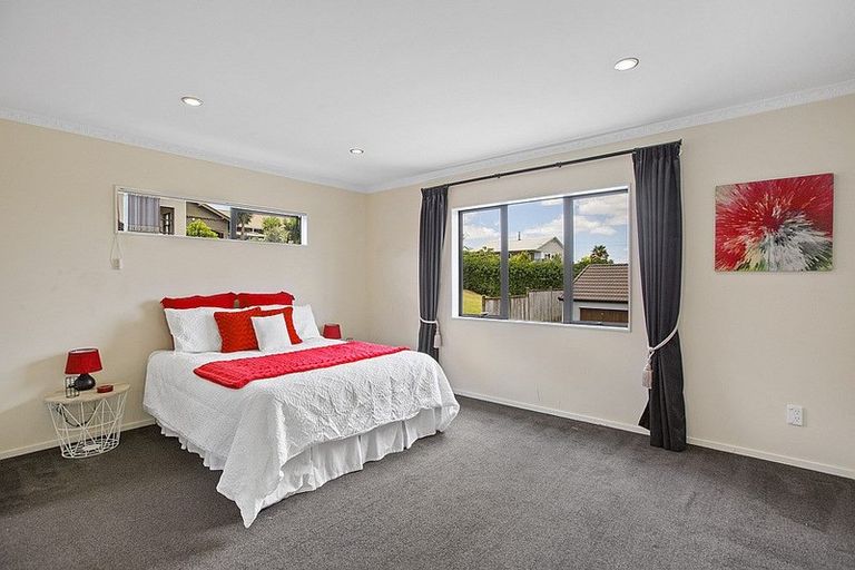 Photo of property in 87b Wallace Road, Mangere Bridge, Auckland, 2022