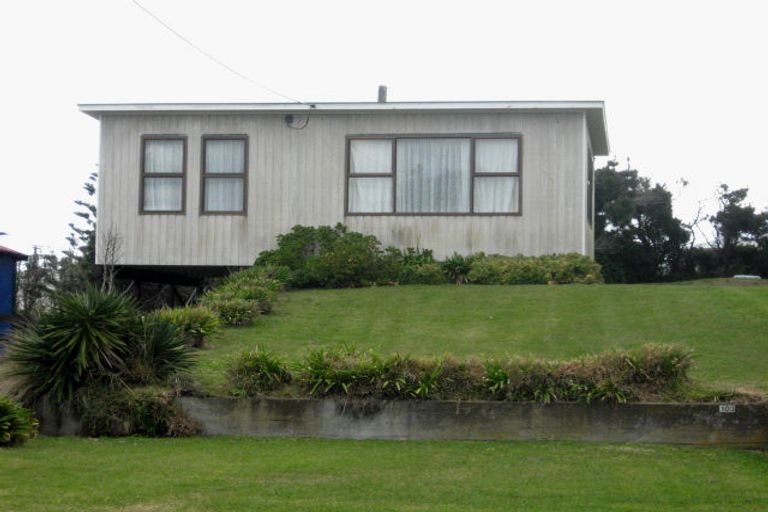 Photo of property in 103 Park Avenue, Waitarere Beach, Levin, 5510