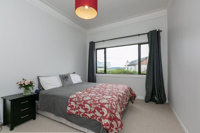 Photo of property in 34 Fitzroy Road, Bluff Hill, Napier, 4110