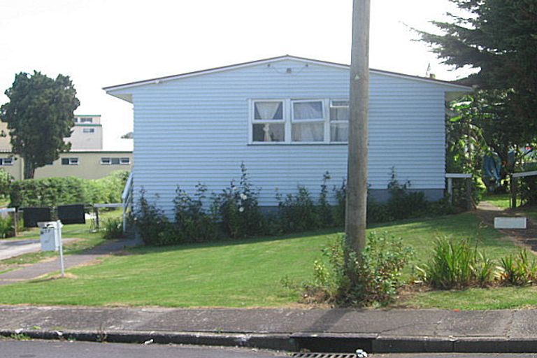 Photo of property in 17 William Blofield Avenue, Wesley, Auckland, 1041