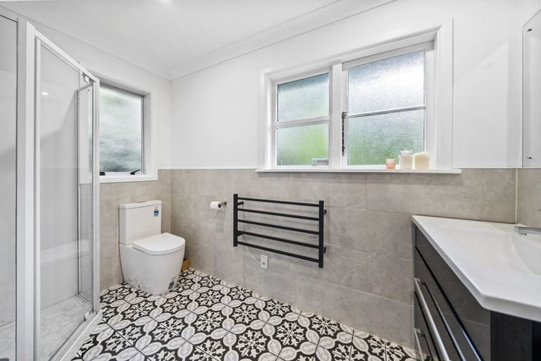 Photo of property in 84 Korokoro Road, Korokoro, Lower Hutt, 5012