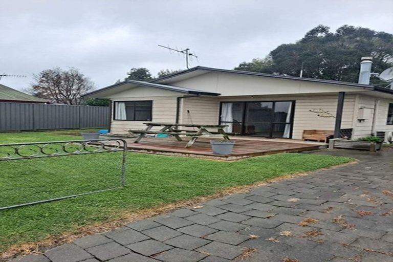 Photo of property in 13 Beveridge Place, Greenmeadows, Napier, 4112