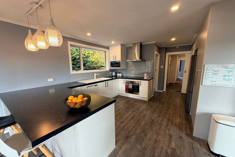 Photo of property in 21 Newmark Street, Bishopdale, Christchurch, 8053