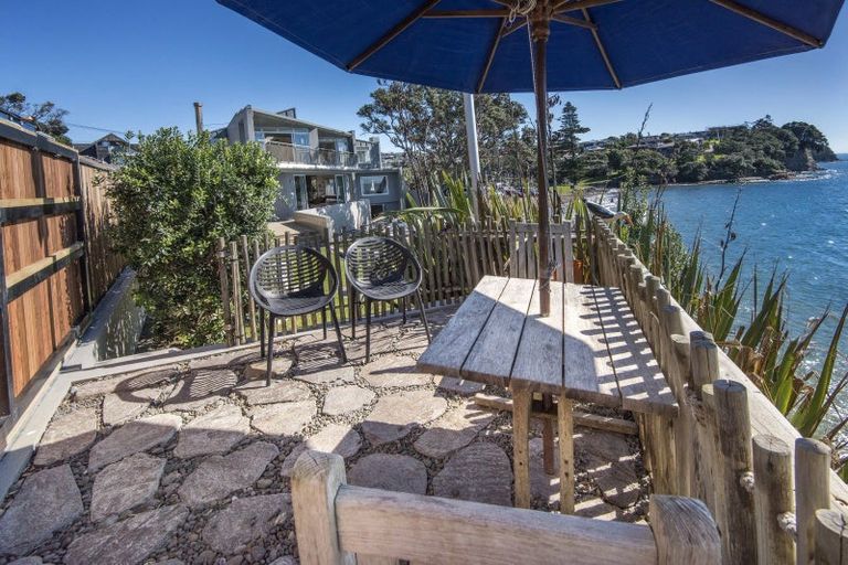 Photo of property in 67 Rothesay Bay Road, Rothesay Bay, Auckland, 0630