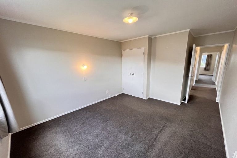 Photo of property in 9 Kivell Street, Ranui, Porirua, 5024