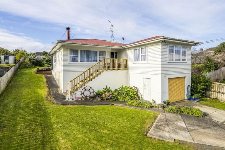 Photo of property in 1 Short Street, Manurewa East, Auckland, 2102