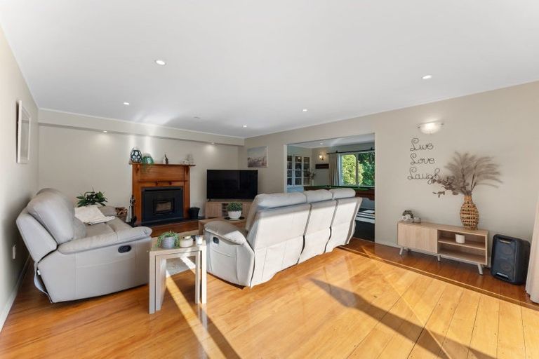 Photo of property in 74a Heretaunga Square, Silverstream, Upper Hutt, 5019