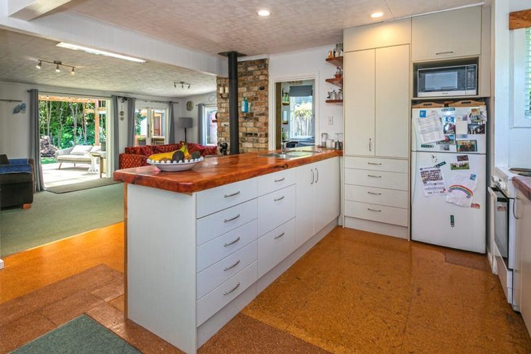 Photo of property in 15 Pohue Creek Road, Waiomu, Thames, 3575