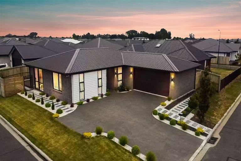Photo of property in 11 Snapdragon Lane, Wigram, Christchurch, 8025