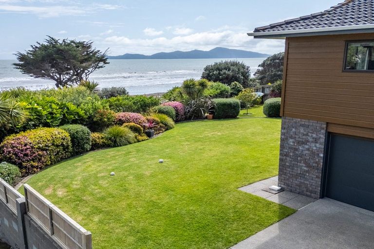 Photo of property in 42 Ames Street, Paekakariki, 5034
