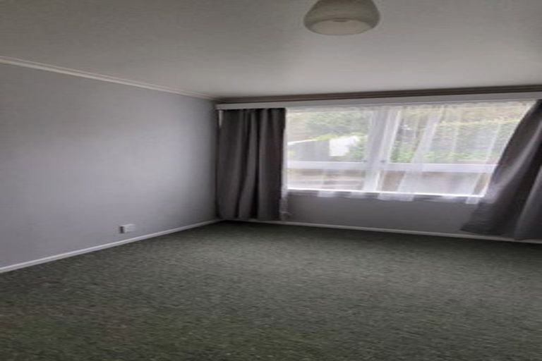 Photo of property in 8 Kitchener Terrace, Moturoa, New Plymouth, 4310