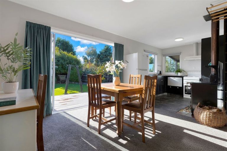 Photo of property in 15 Harewood Road, Oxford, 7430